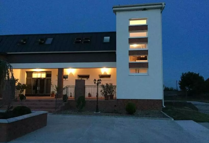 Majatalo Guest House Hodus