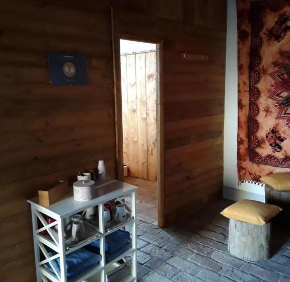 פנסיון Mu & Mu