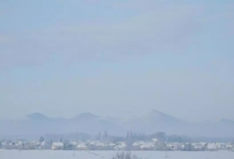 Majatalo Penzión Vínny Dom