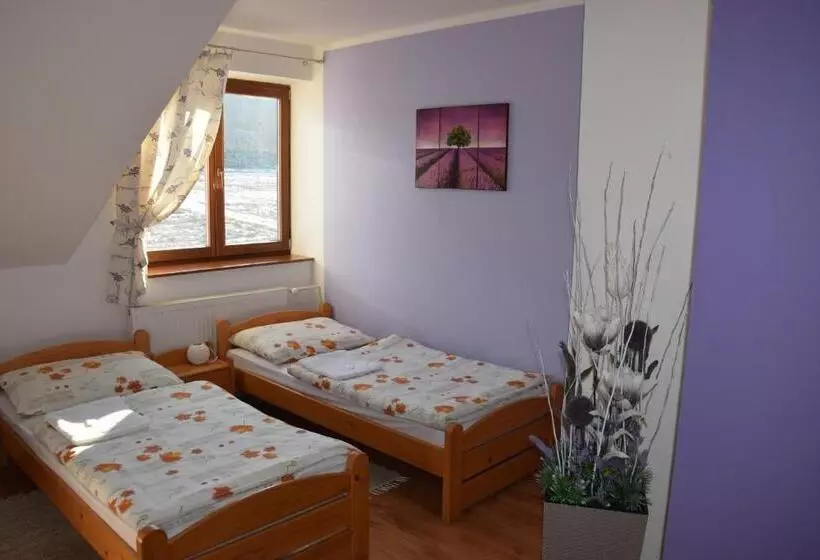 Majatalo Penzión Vínny Dom