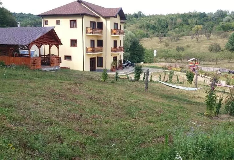 Pensiunea Lavinia