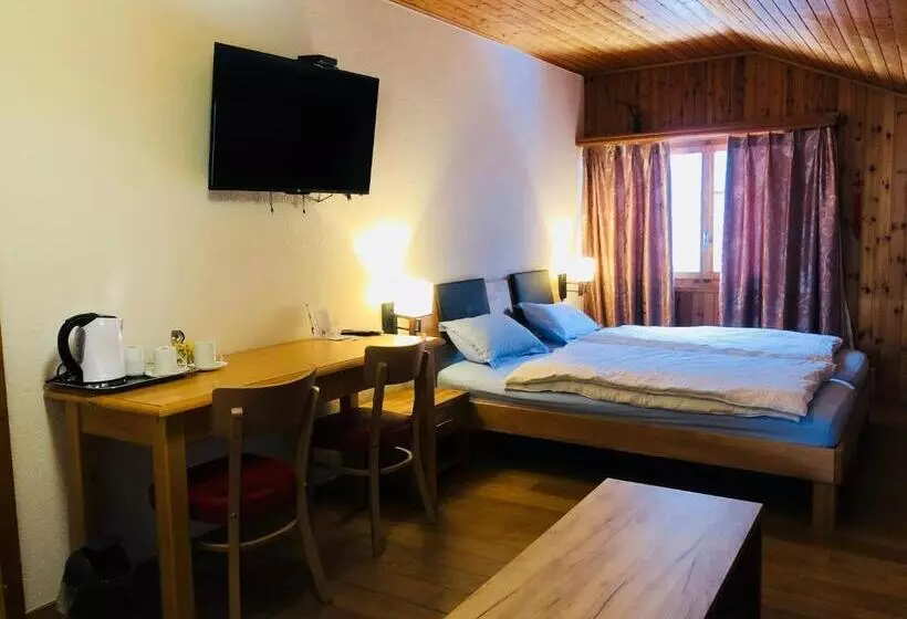 Qi Lin Hotel Restaurant