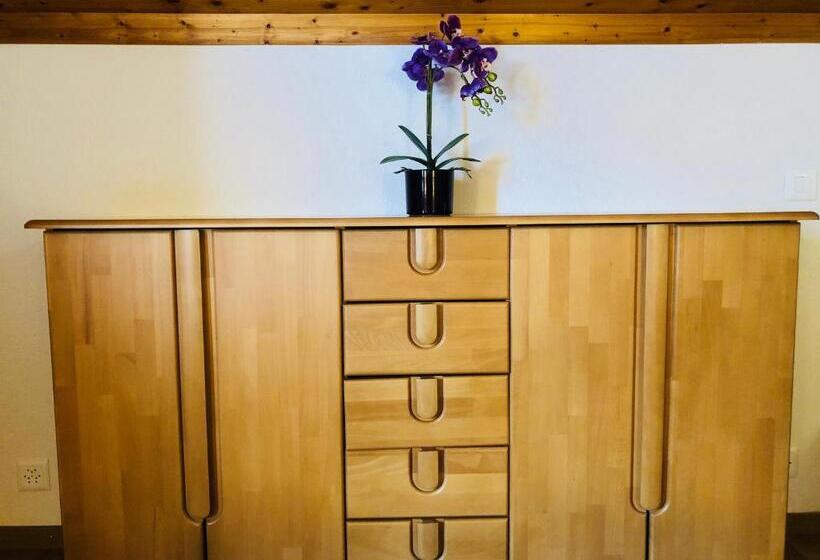 Qi Lin Hotel Restaurant