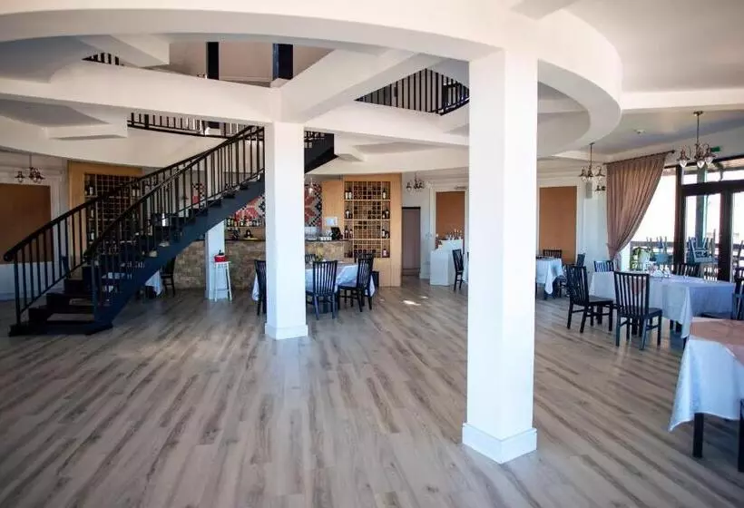 Lomakeskus Complex Turistic Comoara Bucovinei