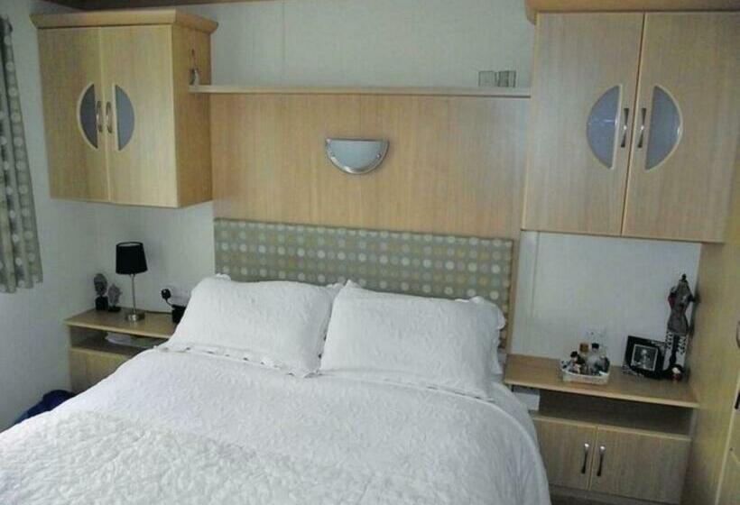 אתר נופש Rowanbank Caravan Park