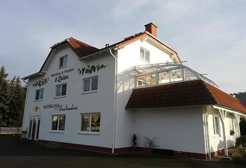 Weinbau & Pension 8zeilen