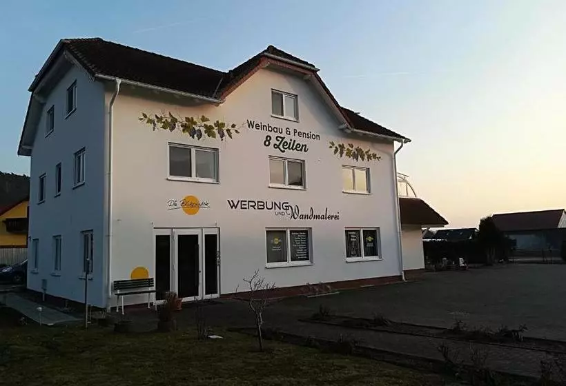 Weinbau & Pension 8zeilen