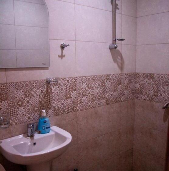 B&b Sunrise House Aygavan