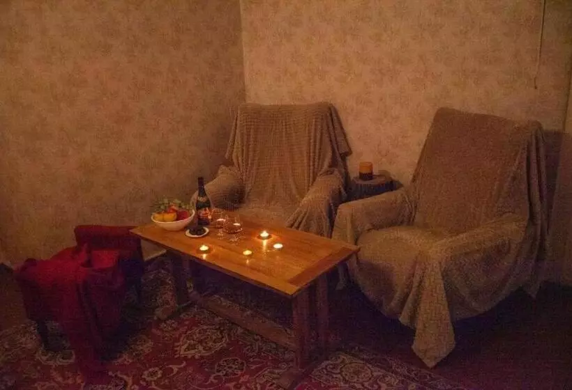 B&b Sunrise House Aygavan