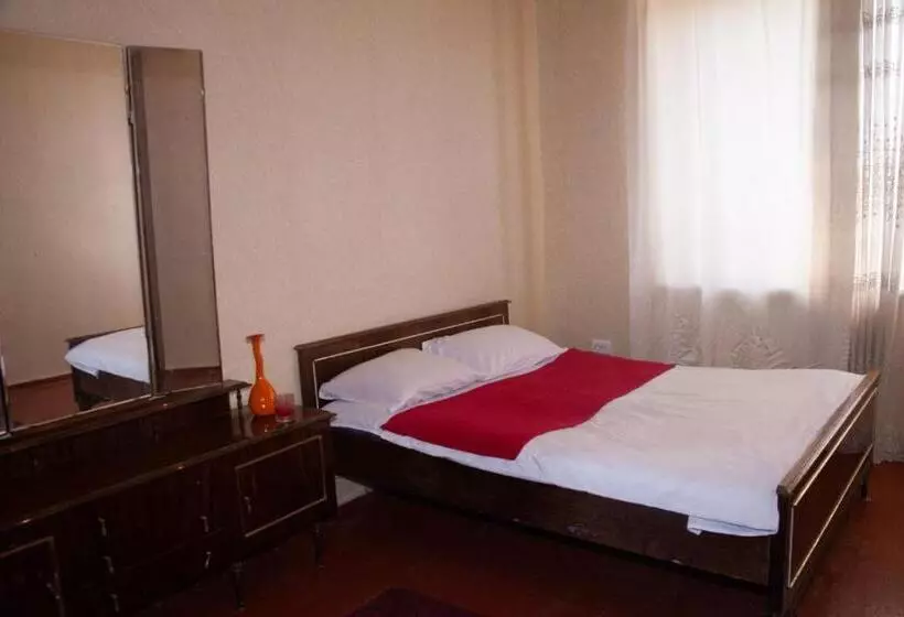 B&b Sunrise House Aygavan