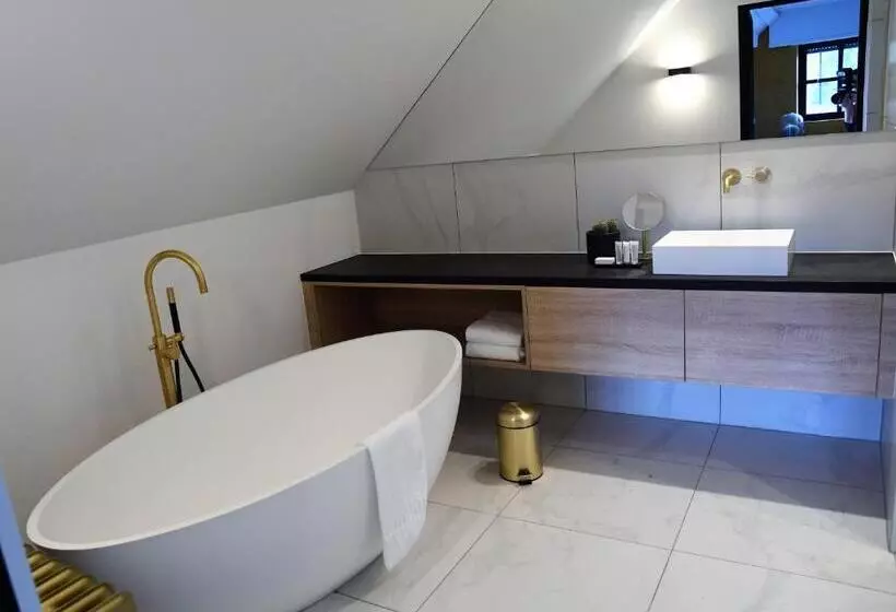 Aamiaismajoitus (B&B) Ask Lily