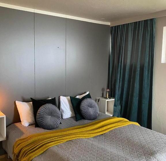 تختخواب و صبحانه Guesthouse Stekkaból