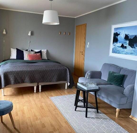 تختخواب و صبحانه Guesthouse Stekkaból