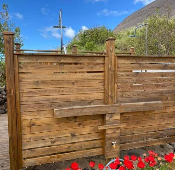 تختخواب و صبحانه Guesthouse Stekkaból