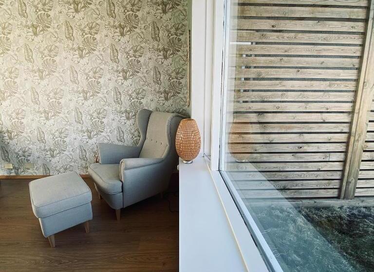 تختخواب و صبحانه Guesthouse Stekkaból