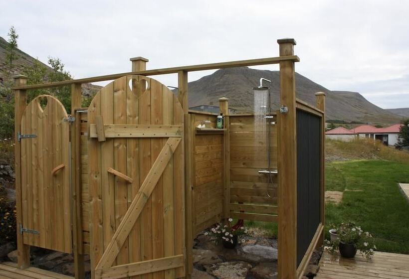 تختخواب و صبحانه Guesthouse Stekkaból