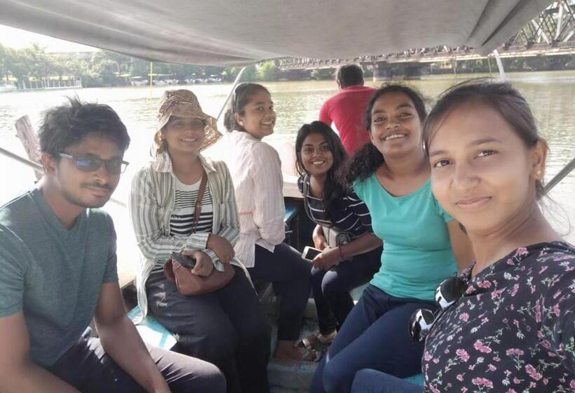 Aamiaismajoitus (B&B) Lake Villa