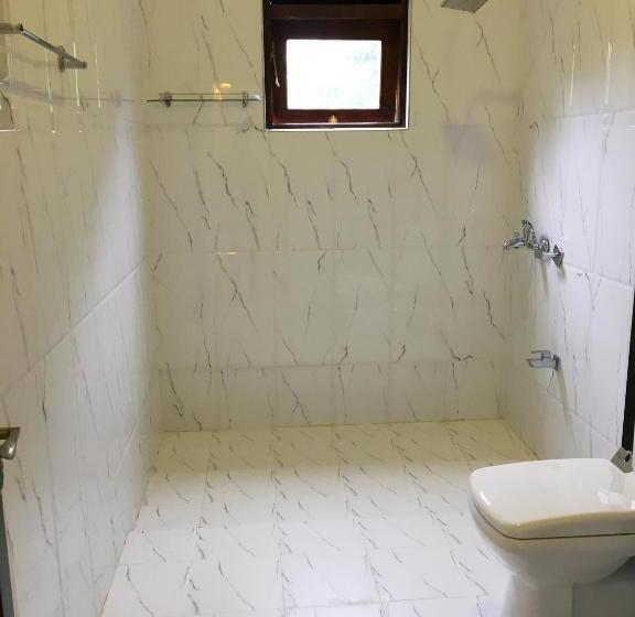 Aamiaismajoitus (B&B) Lake Villa