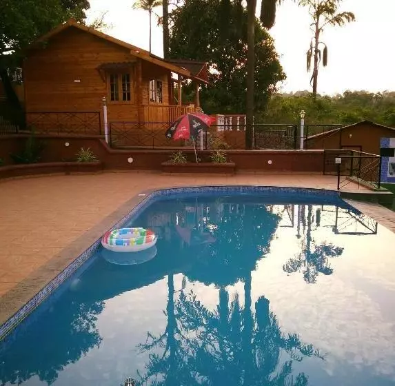 Cozywoods Hill Resort