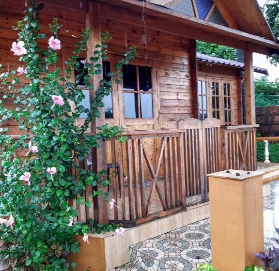 Cozywoods Hill Resort