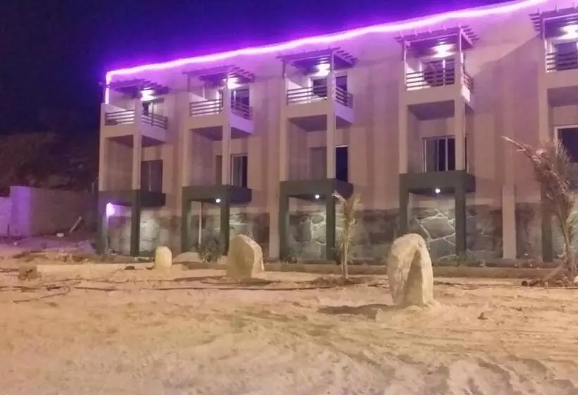 هتل شاليهات العرسان بمسبح وبدون مسبح بمحايل عسير ترقش