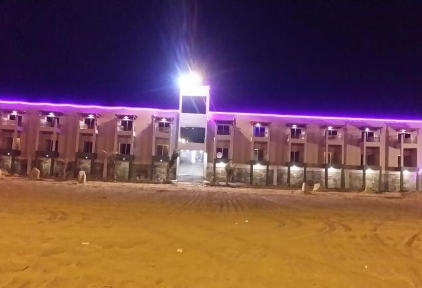 호텔 شاليهات العرسان بمسبح وبدون مسبح بمحايل عسير ترقش