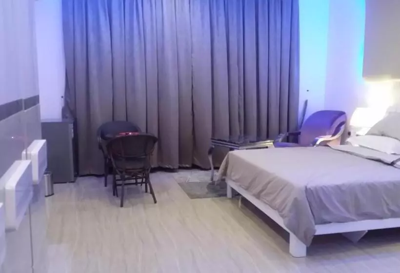 هتل شاليهات العرسان بمسبح وبدون مسبح بمحايل عسير ترقش