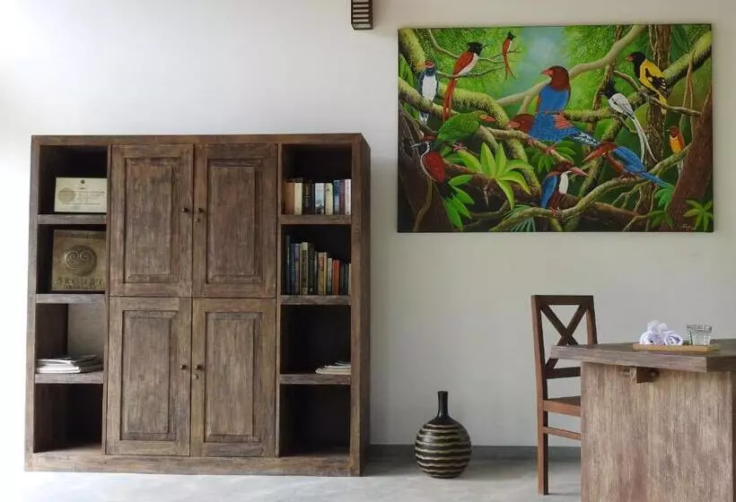 ホテル Ambarella Lodge   Katunayake