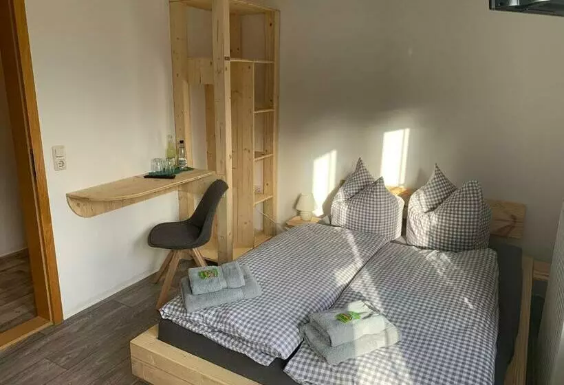 Hotelli Landgasthof Wetteraperle