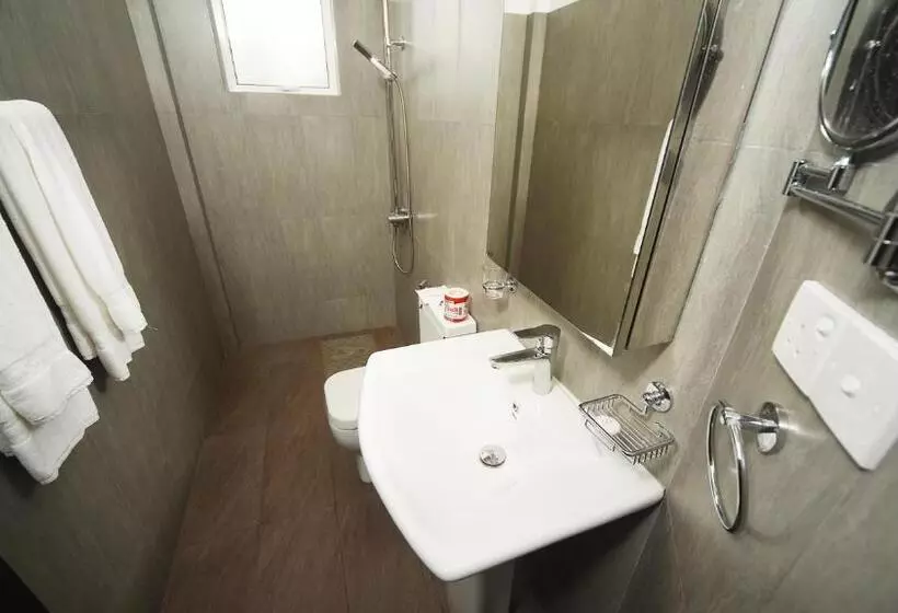 هتل Lavenro Garden