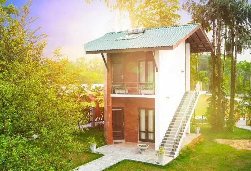 هتل Lavenro Garden