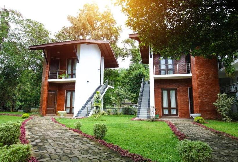 酒店 Lavenro Garden