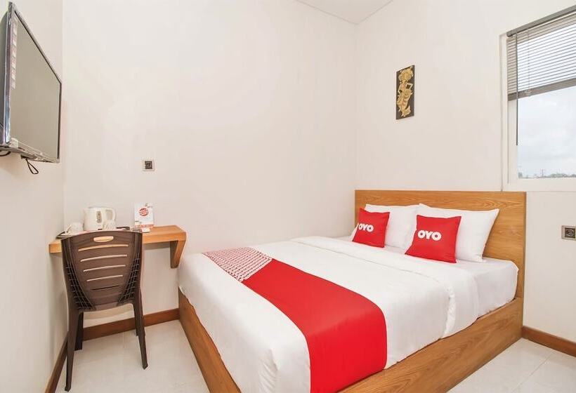 酒店 Oyo 3307 Ayudia Guesthouse