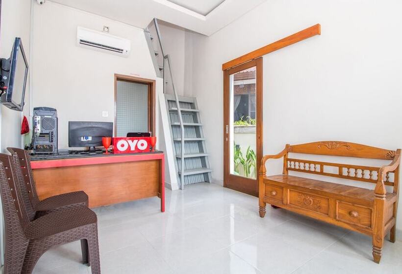 酒店 Oyo 3307 Ayudia Guesthouse