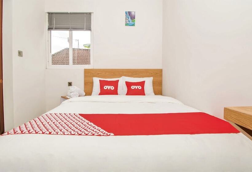 酒店 Oyo 3307 Ayudia Guesthouse
