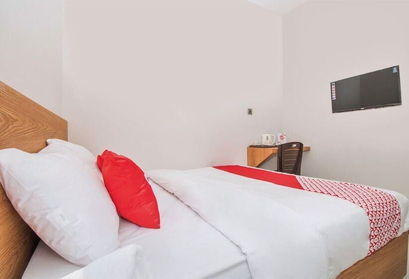 酒店 Oyo 3307 Ayudia Guesthouse