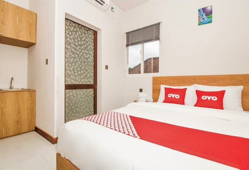 酒店 Oyo 3307 Ayudia Guesthouse