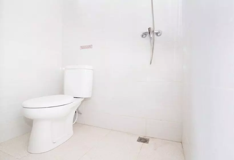 ホテル Oyo 3307 Ayudia Guesthouse