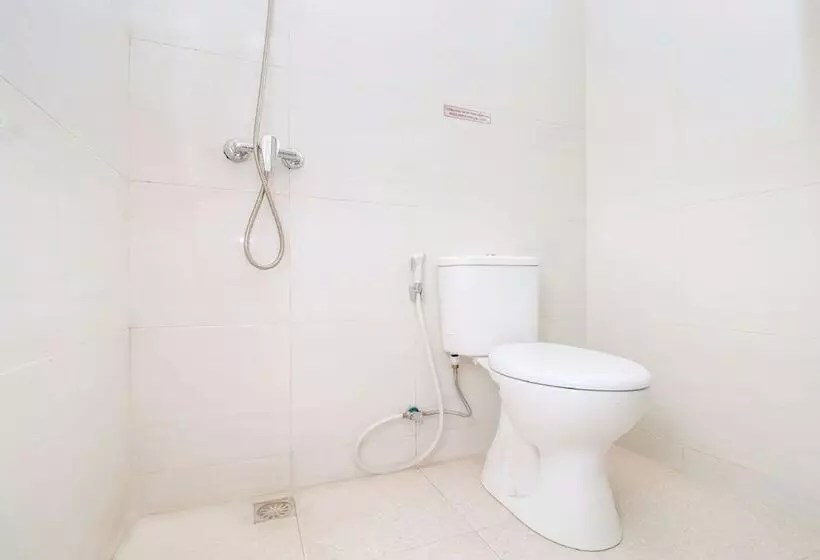 ホテル Oyo 3307 Ayudia Guesthouse