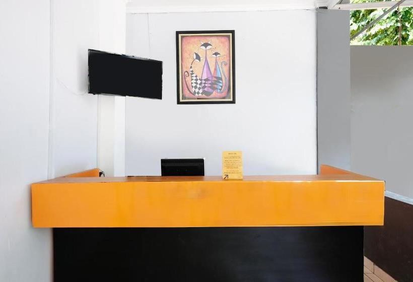 Otel Spot On 2355 Kendal Residence