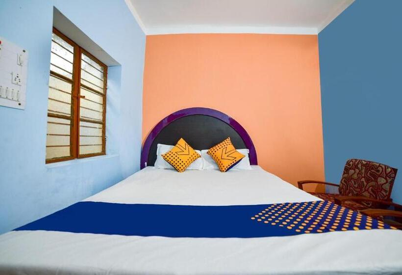 Отель Spot On Shashi Prabha Palace