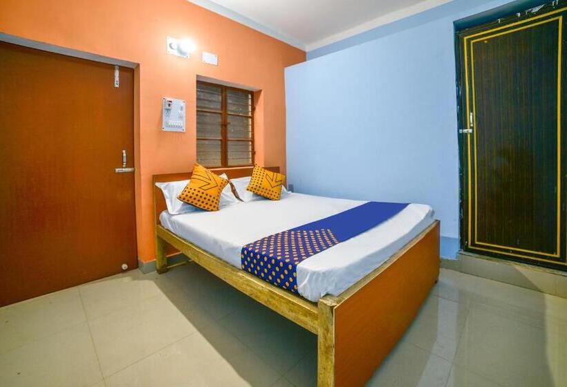 Отель Spot On Shashi Prabha Palace