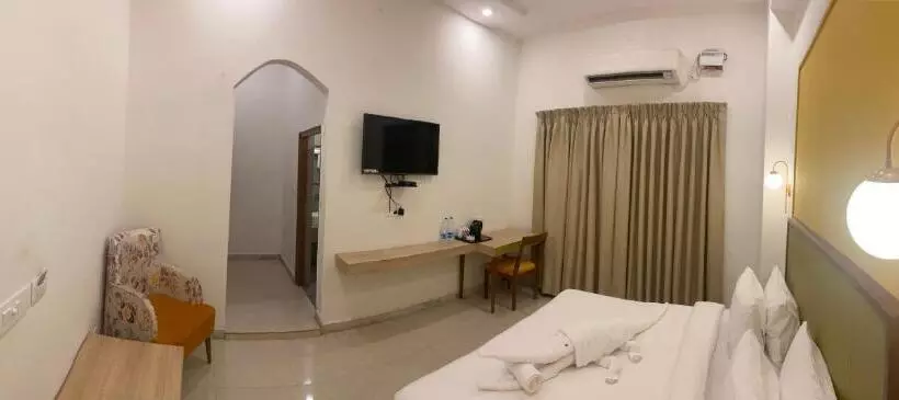 Kenth Hari Resort Dhaulpur By Shrigo Hotels