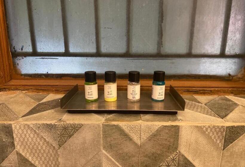 Kenth Hari Resort Dhaulpur By Shrigo Hotels