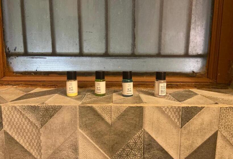 Kenth Hari Resort Dhaulpur By Shrigo Hotels