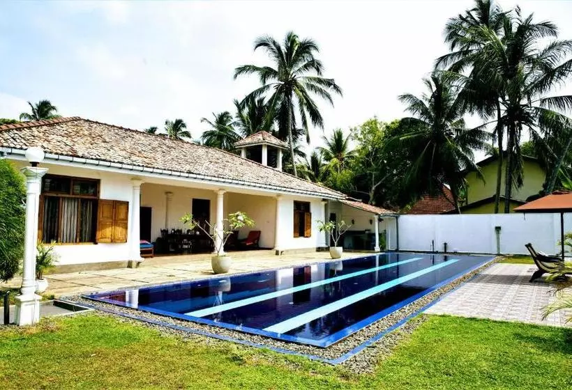 پانسیون Ammazing Talalla Villa