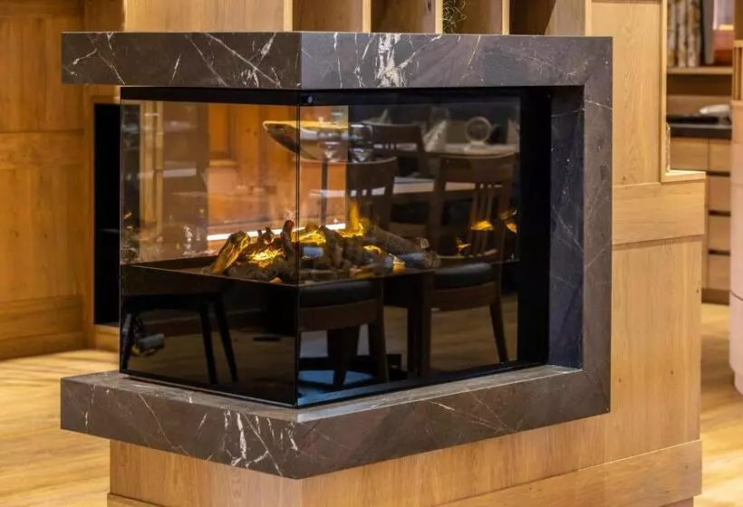 ペンション Gasthof Zur Burg