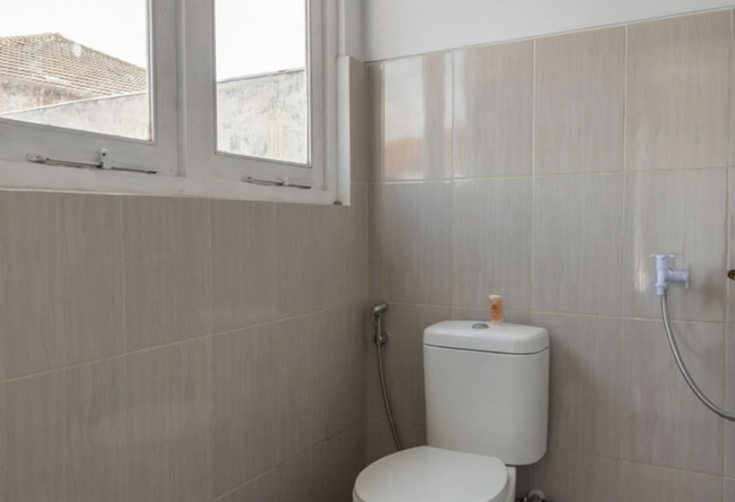 Pansiyon Koolkost Syariah Near Universitas Merdeka Malang   Caters To Women