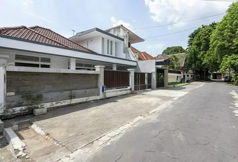 پانسیون Koolkost Syariah Near Universitas Merdeka Malang   Caters To Women