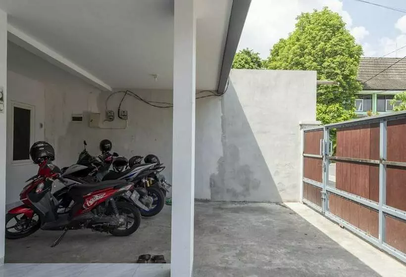 پانسیون Koolkost Syariah Near Universitas Merdeka Malang   Caters To Women